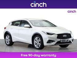White Used 2018 Infiniti Q30 Luxe Hatchback | £8,699 (Fair price)