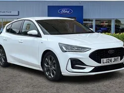 Used 2025 Ford Focus ST-Line Hatchback | £18,393 (Fair price)