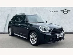 Black Used 2022 Mini Cooper Countryman Exclusive SUV | £24,950 (A bit pricey)