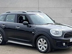 Black Used 2018 Mini Cooper Countryman SUV | £15,575 (A bit pricey)