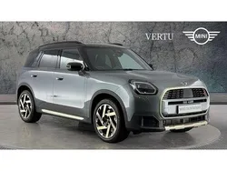 Green New 2025 Mini Countryman Exclusive SUV | £36,900 (Fair price)