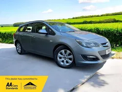 Black Used 2014 Vauxhall Insignia SRi Estate | £3,495 (Fair price)