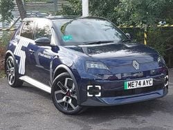 Blue New 2025 Renault R5 Komfort Hatchback | £25,498 (Fair price)