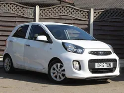 White Used 2015 Kia Picanto 2 Hatchback | £4,190 (Fair price)