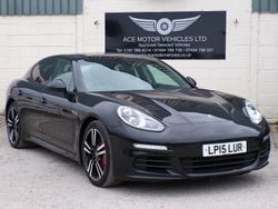 Black Used 2015 Porsche Panamera Sedan | £19,999 (Fair price)