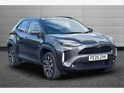 Decuma grey Used 2025 Toyota Yaris Cross Design SUV | £24,251 (Fair price)