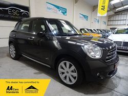 Grey Used 2016 Mini Cooper D Countryman SUV | £10,650 (Expensive)