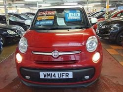 Red Used 2014 Fiat 500L Lounge MPV | £3,995 (Fair price)