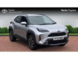 Silver Used 2025 Toyota Yaris Hybrid SUV | £28,348 (Expensive)