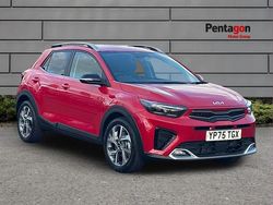 Red New 2025 Kia Stonic 4 SUV | £22,995 (Fair price)