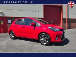 Red Used 2014 Toyota Yaris Hatchback | £5,799 (Fair price)