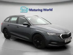 Grey Used 2022 Skoda Octavia SE Estate | £14,200 (Fair price)
