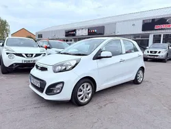 White Used 2012 Kia Picanto 2 Hatchback | £2,475 (Fair price)
