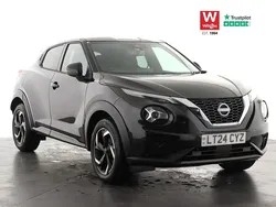 Black Used 2024 Nissan Juke N-Connecta SUV | £17,699 (Fair price)