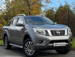 Grey Used 2018 Nissan Navara Tekna Pickup | £12,495 (Fair price)