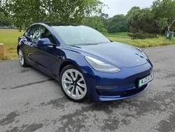 Blue Used 2021 Tesla Model 3 Long Range AWD Sedan | £18,950 (Fair price)