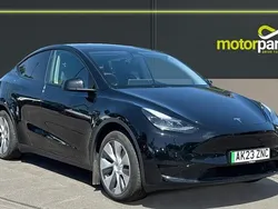 Metallic black Used 2023 Tesla Model Y SUV | £25,000 (Fair price)