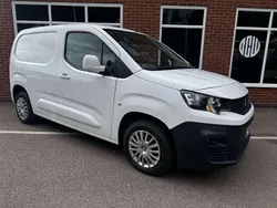 White Used 2020 Peugeot Partner MPV | £7,000 (Good price)