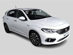 White Used 2017 Fiat Tipo Lounge Hatchback | £4,990 (Fair price)