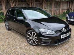 Black Used 2016 VW Golf VII R-line Edition Hatchback | £10,690 (A bit pricey)