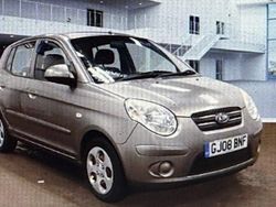 Silver Used 2008 Kia Picanto 2 Hatchback | £1,799 (Fair price)