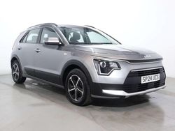 Grey Used 2024 Kia Niro SUV | £18,400 (Fair price)