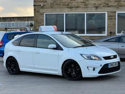 White Used 2010 Ford Focus ST Hatchback | £7,000 (Fair price)