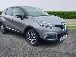Grey/black Used 2017 Renault Captur Dynamique SUV | £5,899 (Good price)