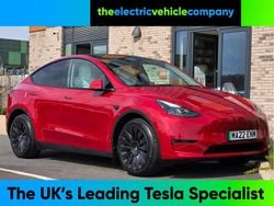 Red Used 2022 Tesla Model Y Long Range AWD SUV | £25,995 (Fair price)