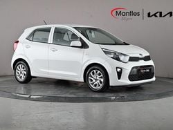 White Used 2018 Kia Picanto Hatchback | £8,400 (Fair price)