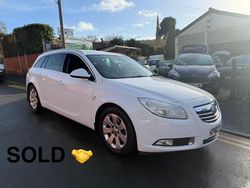 White Used 2011 Vauxhall Insignia SRi Estate | £3,990 (Expensive)