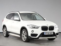 Gloss white Used 2018 BMW X1 Sport Line SUV | £15,690 (Fair price)