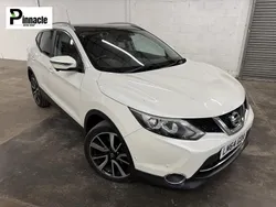 White Used 2014 Nissan Qashqai Tekna SUV | £8,495 (Fair price)