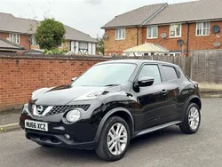 Black Used 2016 Nissan Juke N-Connecta SUV | £4,990 (Good price)