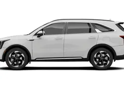 New 2025 Kia Sorento 4 SUV | £52,495 (Fair price)