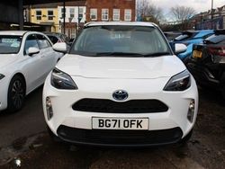 White Used 2022 Toyota Yaris SUV | £16,195 (Super price)