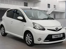 White Used 2014 Toyota Aygo Hatchback | £6,995 (Good price)