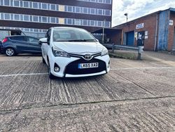 White Used 2015 Toyota Yaris Hatchback | £4,750 (Super price)