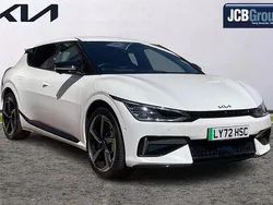 White Used 2023 Kia EV6 4 SUV | £34,990 (Fair price)