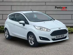 White Used 2015 Ford Fiesta Zetec Hatchback | £4,995 (Fair price)