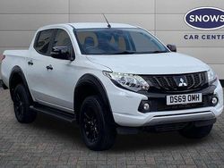 White Used 2019 Mitsubishi L200 Pickup | £16,987 (Fair price)