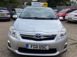 Silver Used 2011 Toyota Auris Hybrid T4 Hatchback | £5,495 (Good price)