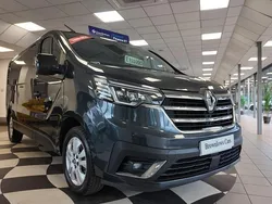 Grey Used 2022 Renault Trafic Van | £15,995 (Expensive)