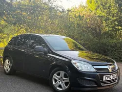 Black Used 2010 Vauxhall Astra Active Hatchback | £795 (Good price)
