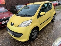 Yellow Used 2006 Peugeot 107 Hatchback | £1,495 (Fair price)