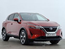Red Used 2024 Nissan Qashqai N-Connecta SUV | £20,998 (Good price)