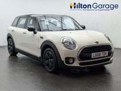 White Used 2018 Mini Cooper Clubman Estate | £12,150 (Good price)