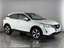 White Used 2023 Nissan Qashqai N-Connecta SUV | £17,100 (Good price)