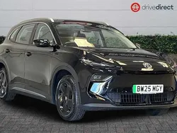 Metallic black pearl New 2025 MG S5 SE SUV | £22,497