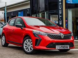 Flame red Used 2025 Renault Clio V Evolution Hatchback | £15,995 (Good price)